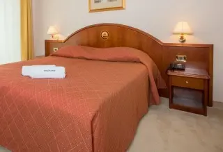 Hotel Kanajt 