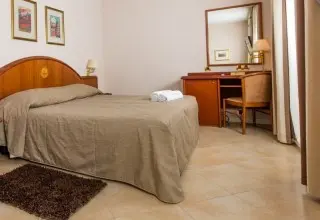 Hotel Kanajt 