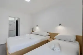 Hotel Alem 