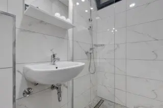 Hotel Alem 