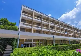 Hotel Alem 