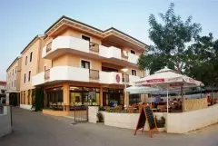Hotel Laguna