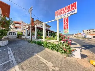Hotel Trogirski Dvori