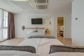 Hotel Pax