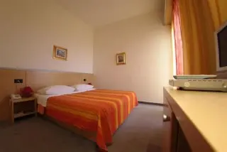 Hotel More