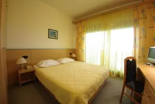 Hotel More