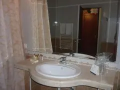 Hotel Marina Grand Beach