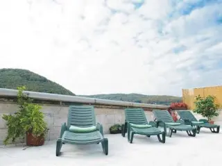 Hotel Flora