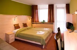 Hotel Flora