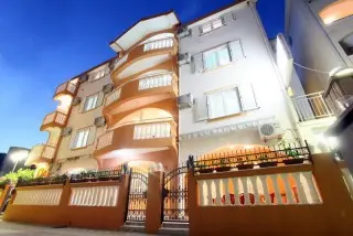 Aparthotel Memidz