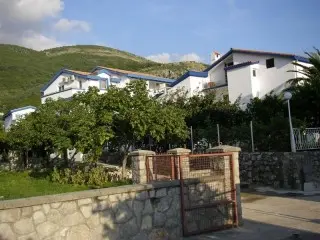 Ville Bećić Pokoje Gościnne 