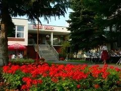 Hotel Flora