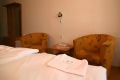 Hotel Flora