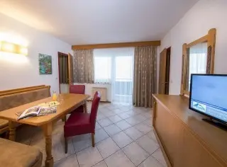 Hotel & Appartementshaus  Toni