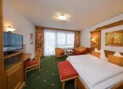Hotel & Appartementshaus  Toni