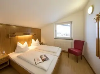 Hotel & Appartementshaus  Toni