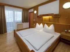Hotel & Appartementshaus  Toni