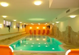 Hotel & Appartementshaus  Toni
