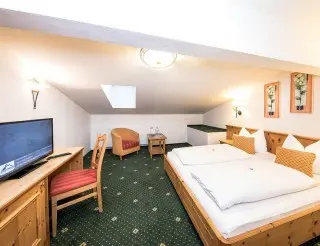 Hotel & Appartementshaus  Toni