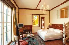 Grand Hotel
