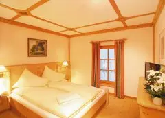 Grand Hotel