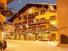 Hotel Lebzelter